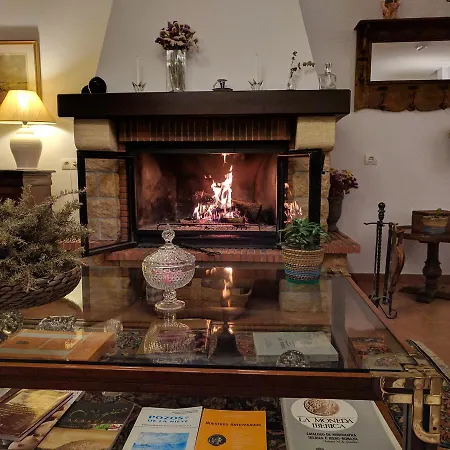 El Romeral Hotel